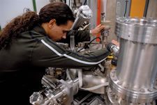 A F&iacute;sica est&aacute; relacionada ao avan&ccedil;o tecnol&oacute;gico